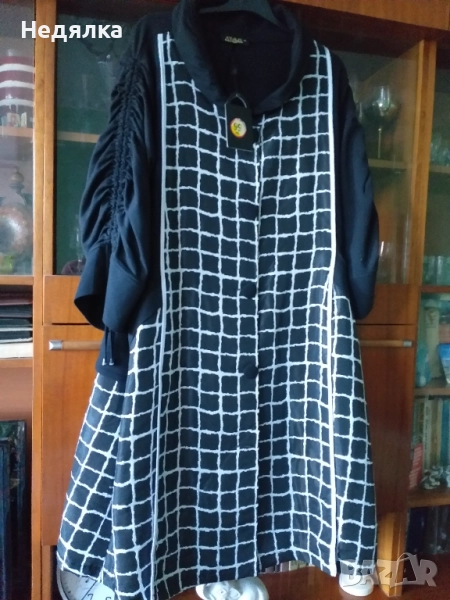 Модерно манто за едра дама, снимка 1