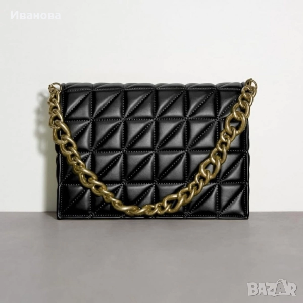 Дамска черна чанта ZARA, снимка 1