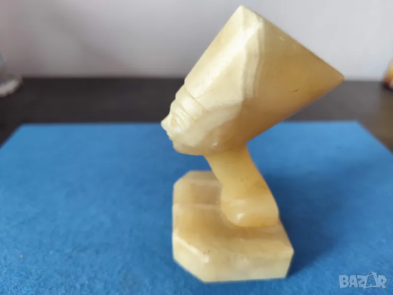 Бюст на Нефертити (12см), снимка 1