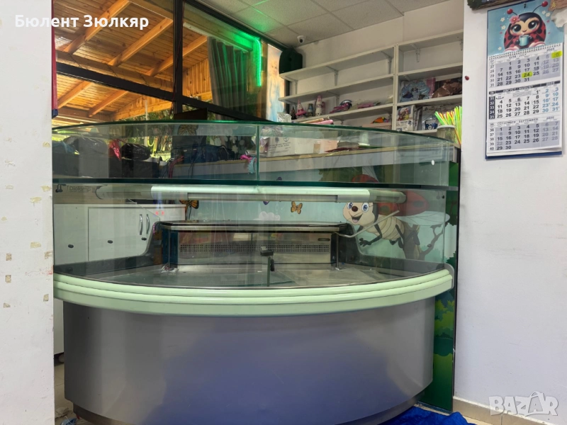Хладилна витрина за торти , снимка 1