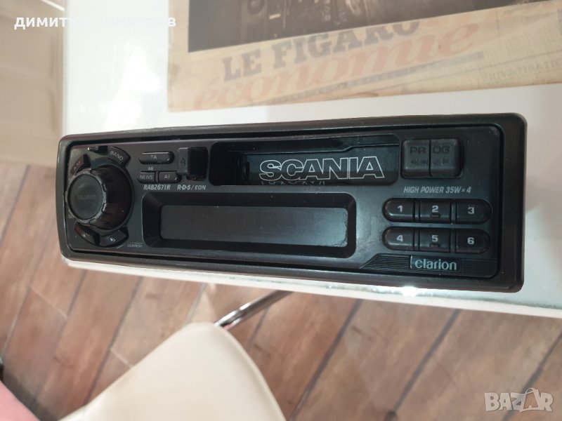 радиокасетофон Clarion Scania, снимка 1