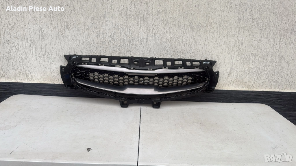 Централна решетка предна броня Kia Xceed X-Ceed година 2019 2020 2021 2022 код 86350J7VAO , снимка 1