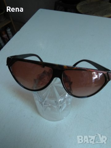 Слънчеви очила, снимка 4 - Слънчеви и диоптрични очила - 29403073