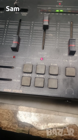 Смесител  с ефекти MXS 300, снимка 2 - Ресийвъри, усилватели, смесителни пултове - 52540335