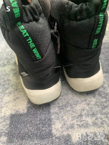 Ботушки Адидас 29 номер, снимка 8 - Детски боти и ботуши - 52388723