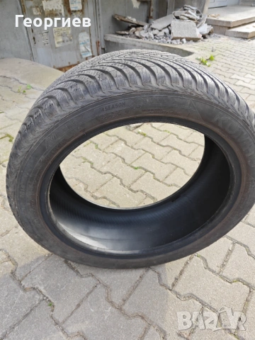 Всесезонна гума Kumho Solus 4S HA32 225/45 R18, снимка 6 - Гуми и джанти - 54219721