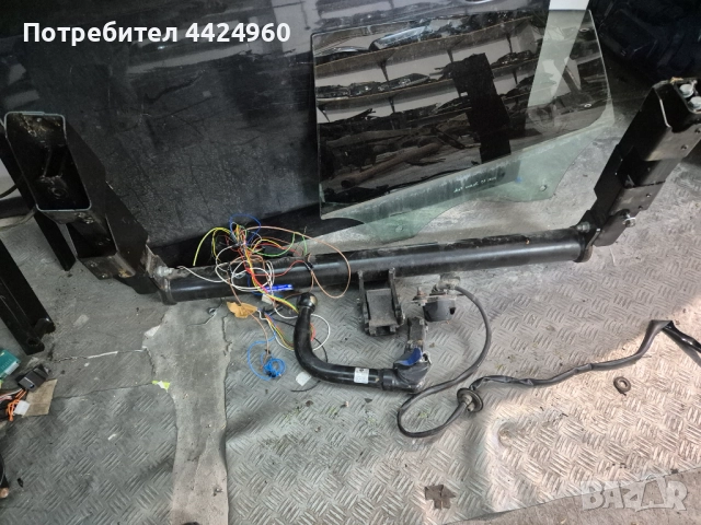 Оригинален теглич за ауди q5 2010г