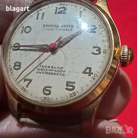 Швейцарски позлатен часовник, снимка 4 - Антикварни и старинни предмети - 48254049