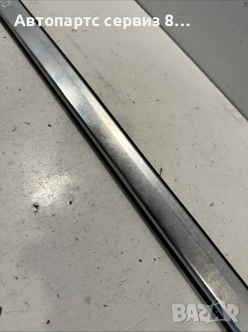 Лайсна стъкло предна дясна врата Хром 9687378877 за Ситроен ДС4 Citroen ds4 1.6 Hdi 82hp 2011, снимка 2 - Части - 53110367