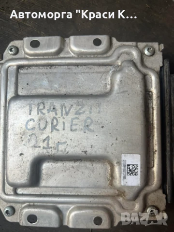 0281037114 компютър за двигател FORD TRANZIT CURIER 2021г.