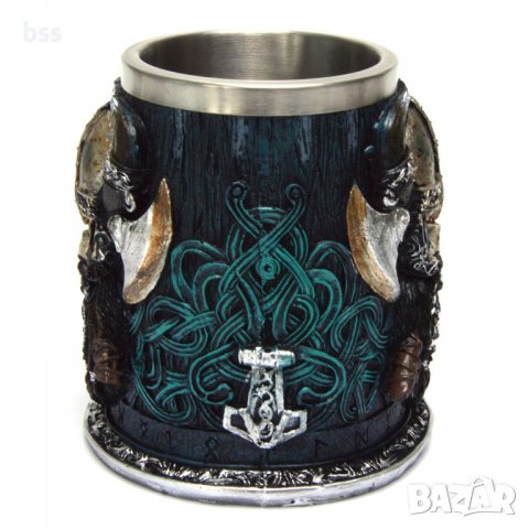 Код 95568 Стилна чаша от полирезин и метал с релефни декорации - череп с шлем., снимка 2 - Чаши - 36996085