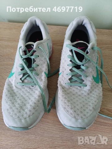 Летни маратонки Nike renew 38 номер, снимка 3 - Маратонки - 54252909