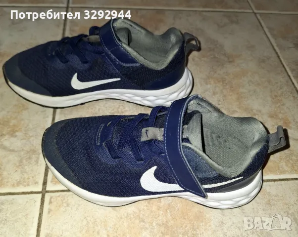 Детски маратонки Nike,29 номер, снимка 2 - Детски маратонки - 50411869