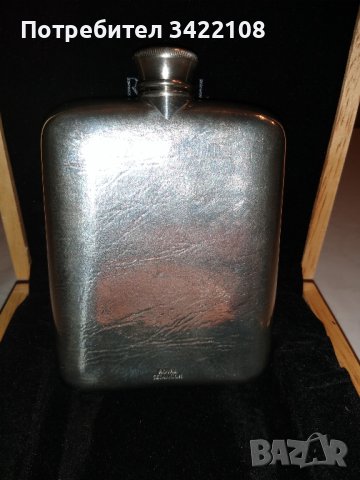 Луксозно плоско шише в подаръчна дървена кутия: ROYAL SELANGOR, снимка 2 - Други ценни предмети - 37219285