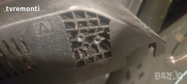 Стойкa за телевизор LG модел 32LK500PLA, снимка 3 - Стойки, 3D очила, аксесоари - 34284524