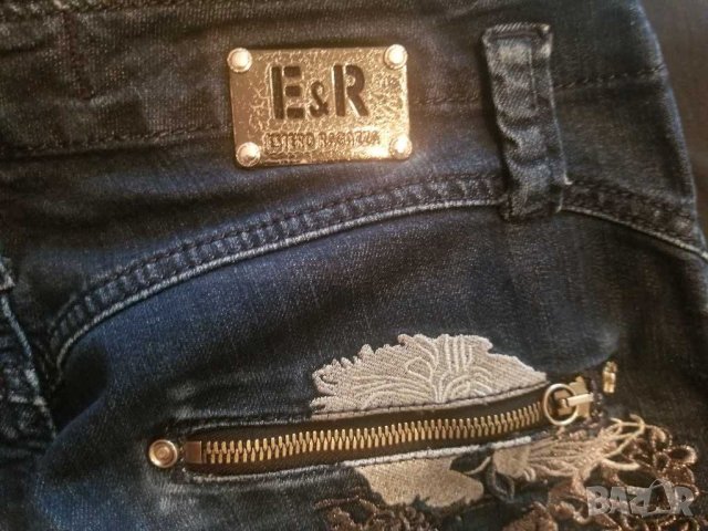 Сини дънки с бродерия , снимка 4 - Дънки - 30722936