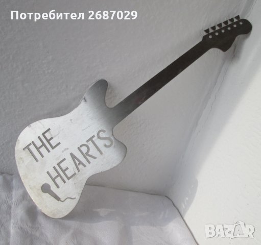  45 см китара за стена the hearts, микрофон - метал, пано, фигура, снимка 3 - Декорация за дома - 29125349