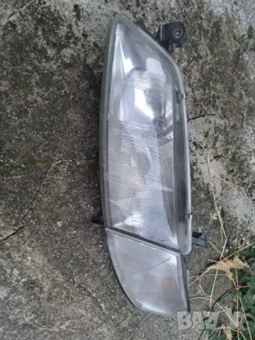 Ляв фар за опел вектра Б 99г.