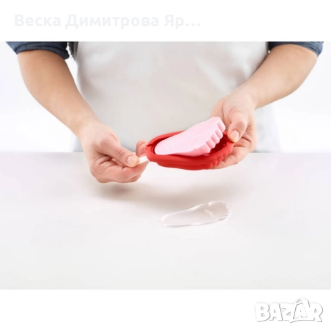 Комплект форми за сладолед на клечка Lekue 4 броя, забавни форми, снимка 7 - Форми - 52052791