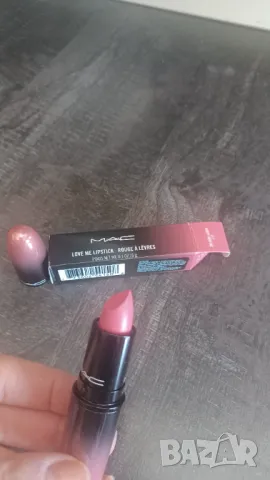 Чисто ново червило MAC