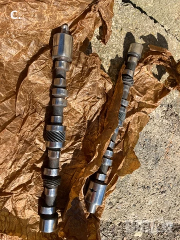 Разпределителни валове Москвич 408