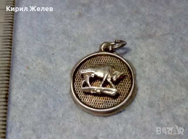 ЗОДИЯ ТЕЛЕЦ АСТРОЛОГИЧЕН СРЕБЪРЕН МЕДАЛЬОН СРЕБРО 925 ХУДОЖЕСТВЕНА РЕЛЕФНА РЪЧНА ИЗРАБОТКА 22198, снимка 3 - Колиета, медальони, синджири - 49704748