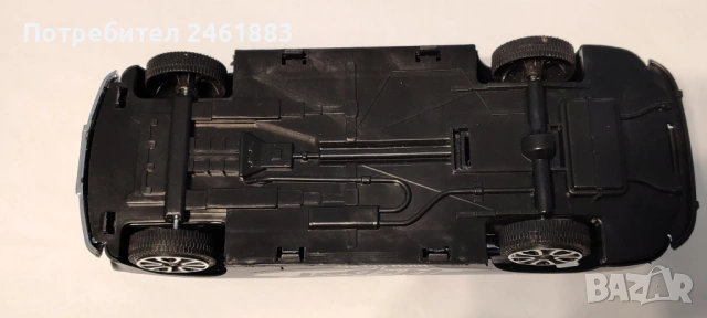 Китайско пластмасово копие на съветска Победа с фрикционен механизъм, снимка 7 - Колекции - 54127826