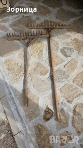 Колела от каруца, сърпове, вили, стълби и още дървени инструменти, снимка 4 - Други - 51639672