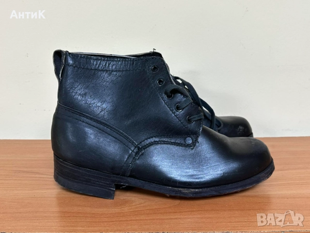 Соц Военни Обувки с Цинтове Цинтари, снимка 2 - Антикварни и старинни предмети - 52017523