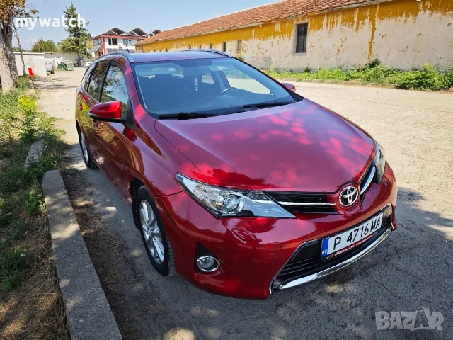 Toyota Auris D4D 2000 Diesel, снимка 3 - Автомобили и джипове - 55816478