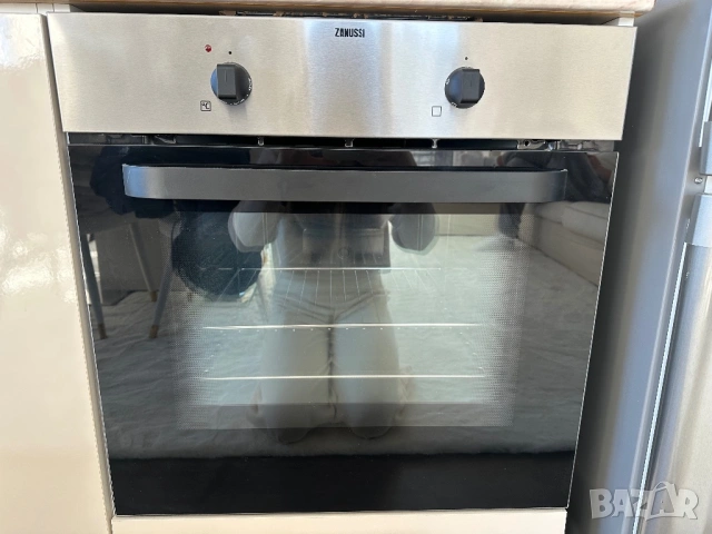 Нова Електрическа фурна за вграждане Zanussi ZOB131X, 4 функции, Клас A, Инoкс анти-отпечатъци, снимка 2 - Печки, фурни - 53002730