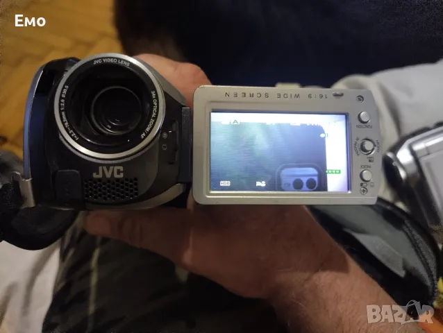 Дигитална видеокамера JVC Everio Hybrid., снимка 2 - Камери - 47325974