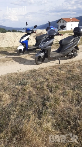 Продавам електрически скутер 2000W 72V, снимка 2 - Индустриална техника - 54132361