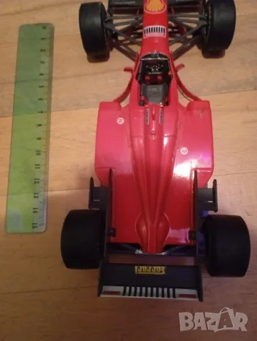 Ferrari F310 1996 Shell Schumacher - 1:20 - Maisto, снимка 3 - Коли, камиони, мотори, писти - 56073915