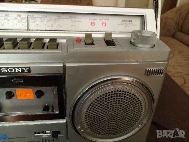Sony CFS 47L, снимка 4 - Радиокасетофони, транзистори - 42782344
