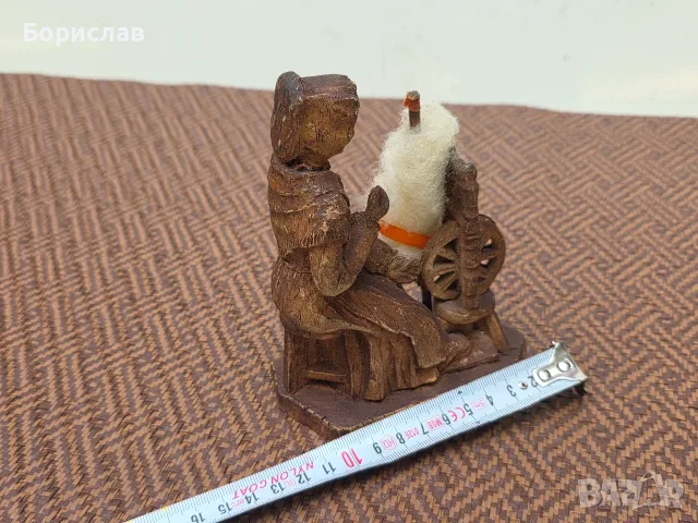 Дървена статоетка - жена предачка, снимка 4 - Антикварни и старинни предмети - 55867789