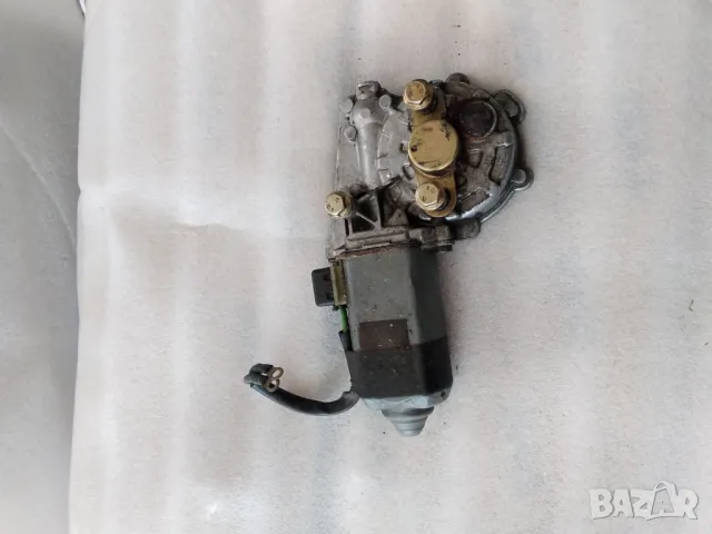 Части за Mercedes Е220 W124, снимка 13 - Части - 41471846