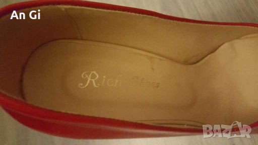 Елегантни обувки и клъч от лак, снимка 4 - Дамски обувки на ток - 30979683