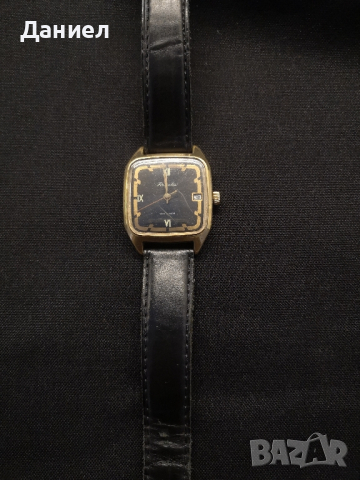 Съветски часовник Ракета , снимка 1 - Антикварни и старинни предмети - 44798514