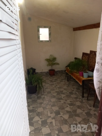 Продава се вила с голям двор и лесен достъп край Севлиево, снимка 3 - Вили - 53887801