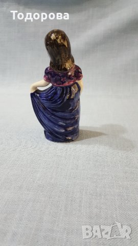 Порцеланова фигура- Desing :B.Yohansson, снимка 3 - Антикварни и старинни предмети - 32074596