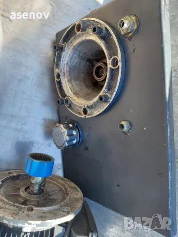 хидравлична станция- 220V, снимка 3 - Други машини и части - 56153707