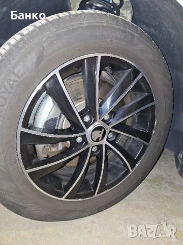 Гуми с джанти, снимка 2 - Гуми и джанти - 52438311