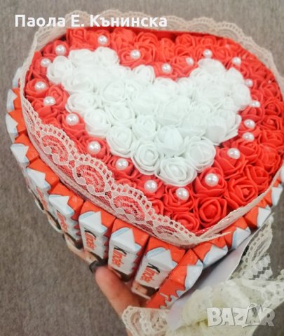 Вечни рози в кутия от бонбони "Сърце" , снимка 3 - Романтични подаръци - 31421005