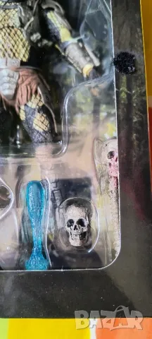 Екшън фигури на Joker Cat woman и Predator, нови с кутия, снимка 16 - Колекции - 36238836