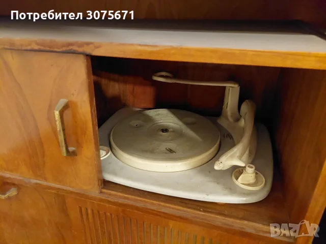 Ретро радиограмофон „Хармония 103“ + плочи, снимка 3 - Грамофони - 55944006