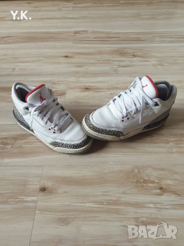 Оригинални кецове Nike Air Jordan 3 Retro White Cement (GS), снимка 5 - Кецове - 40080043