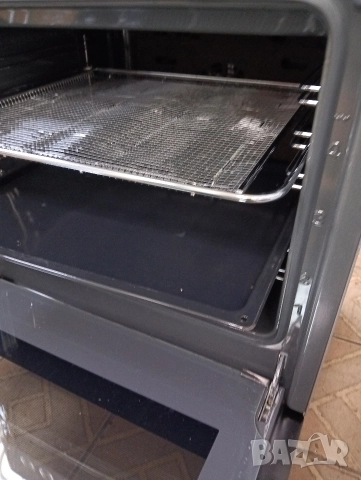 Иноксова свободно стояща печка с керамичен плот Бош Bosch с две години гаранция!, снимка 2 - Печки, фурни - 53001933