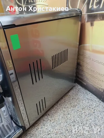 Saeco Philips Exprelia HD8856, снимка 4 - Кафемашини - 56117118