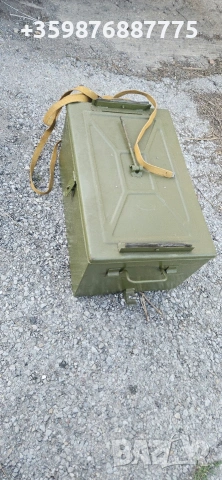 Голям метален военен сандък руски Руско Руска Ретро уаз газ зил трактор , снимка 2 - Селскостопанска техника - 54226316